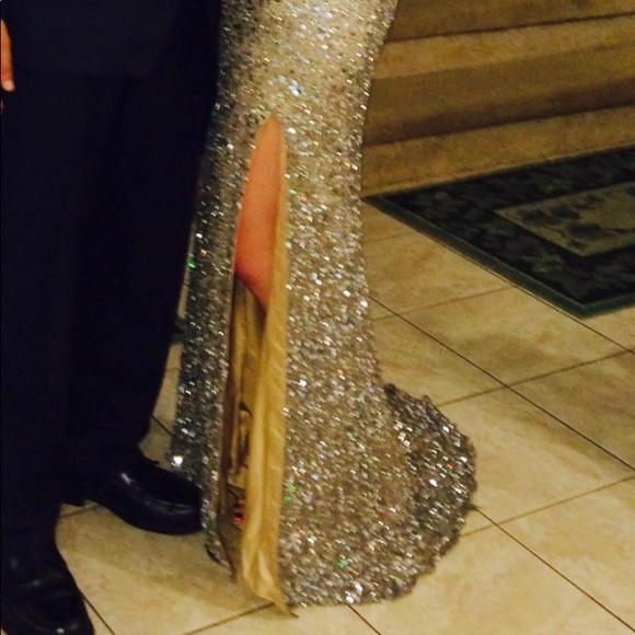 Shail K. Strapless Formal Dress, or Prom Dress - Picture 4 of 8